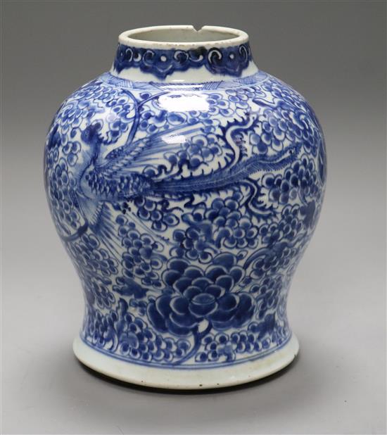A Chinese Kang Hsi blue and white vase height 23cm